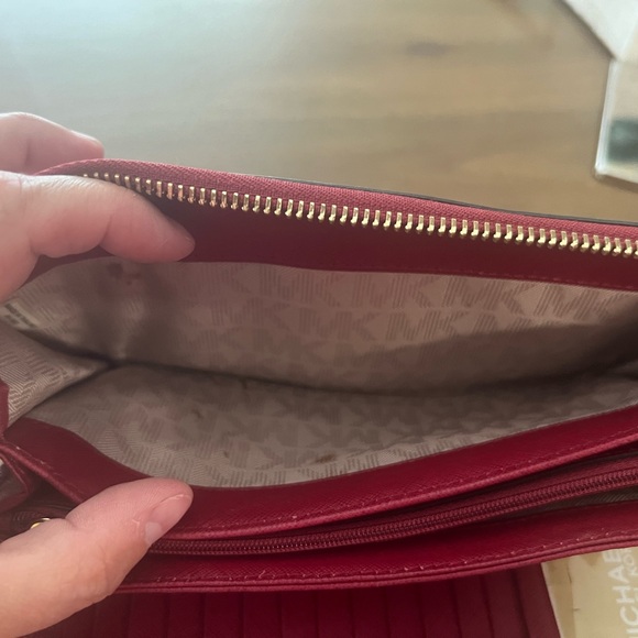 Michael Kors long zip wallet - Picture 5 of 8